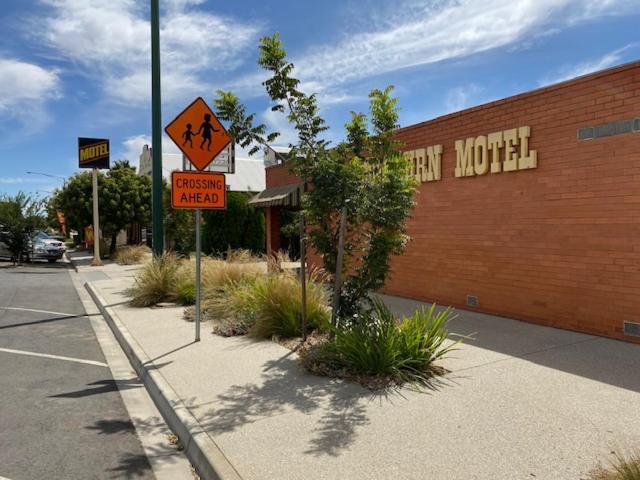 Wedderburn Goldseeker Motel エクステリア 写真