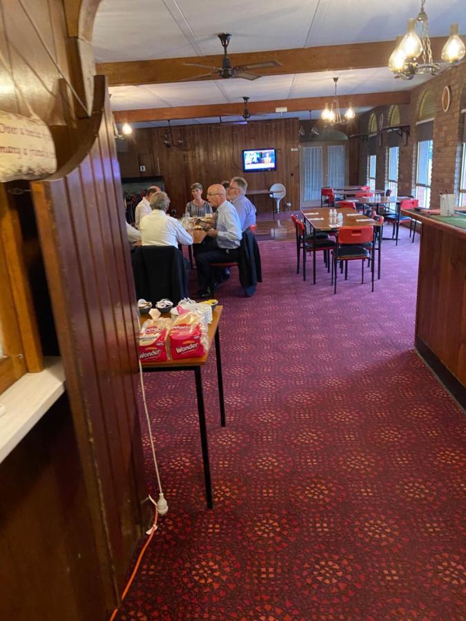 Wedderburn Goldseeker Motel エクステリア 写真